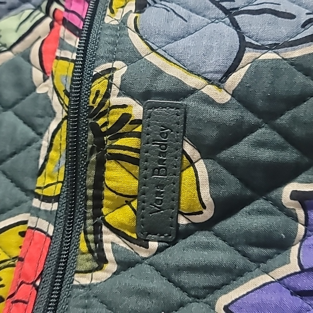 Vera Bradley travel bag - Picture 2 of 5